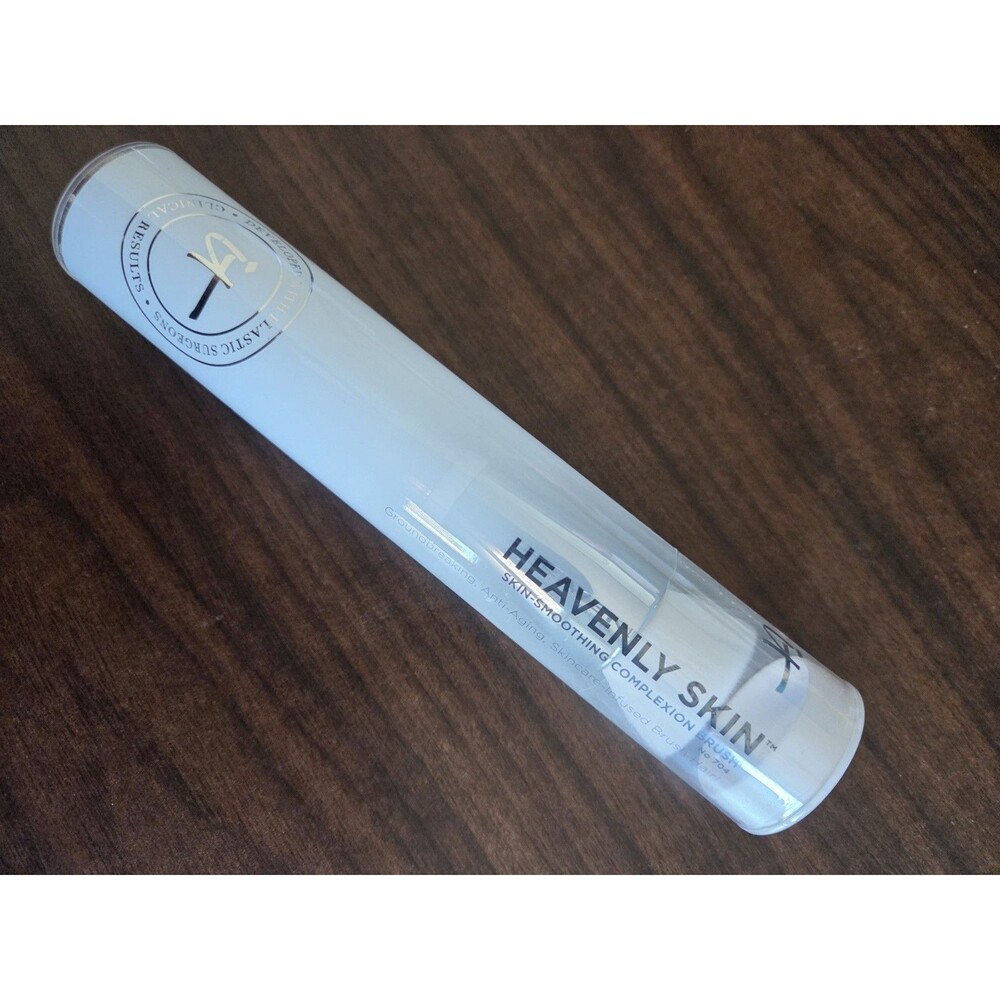 IT Cosmetics Heavenly Skin Skin-Smoothing Complexion Brush No 704 NEW SEALED!